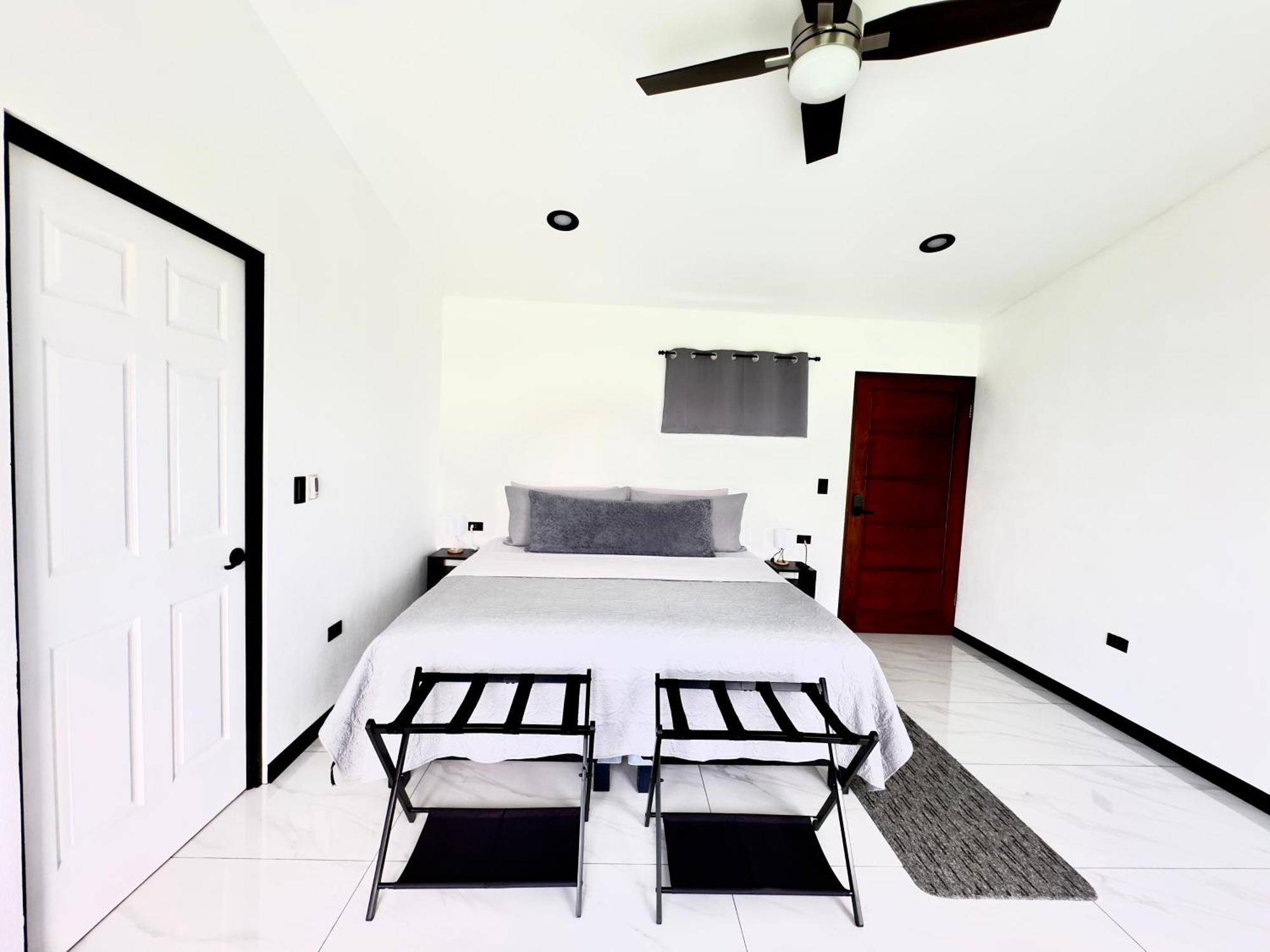 Black & White Apartments Monteverde Extérieur photo